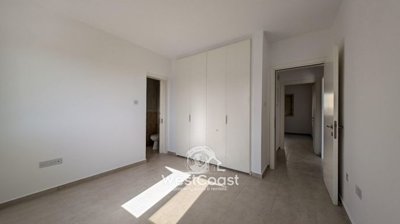 182797-apartment-for-sale-in-mandriafull