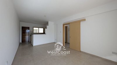 182815-apartment-for-sale-in-mandriafull