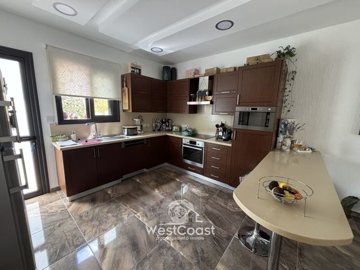 183293-detached-villa-for-sale-in-peyiafull