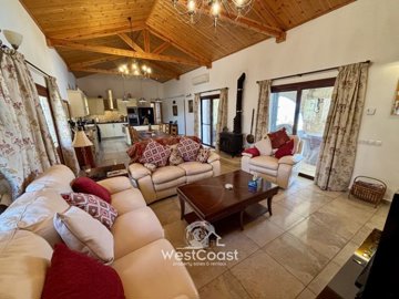 183327-bungalow-for-sale-in-droushiafull