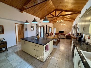 183314-bungalow-for-sale-in-droushiafull