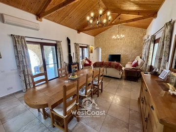 183315-bungalow-for-sale-in-droushiafull