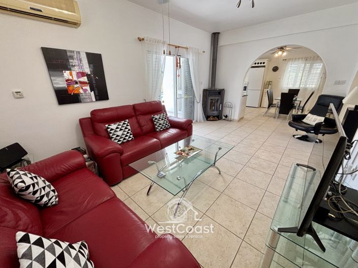 Image No.2-4 Bed Villa for sale