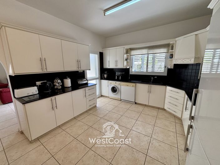 Image No.5-4 Bed Villa for sale