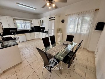 183481-detached-villa-for-sale-in-sea-caves-s