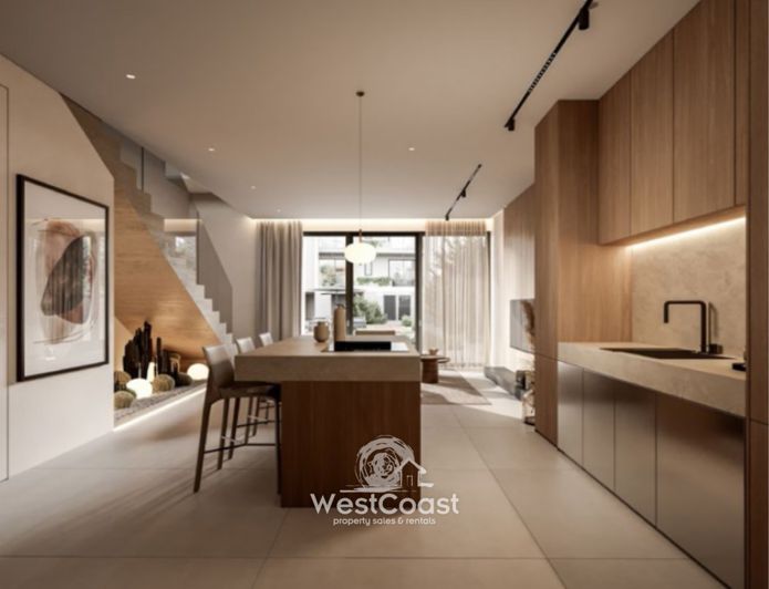 Image No.4-3 Bed Townhouse for sale