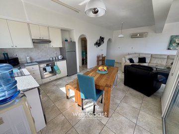 184397-apartment-for-sale-in-sea-caves-stgeor