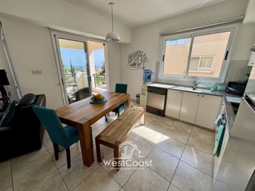 184399-apartment-for-sale-in-sea-caves-stgeor
