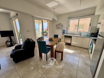 184400-apartment-for-sale-in-sea-caves-stgeor