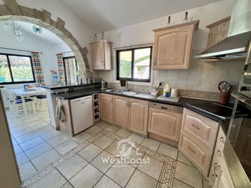 184587-bungalow-for-sale-in-kamares-talafull