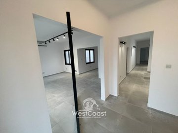 148807-building-for-sale-in-acheleiafull