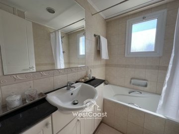 185056-apartment-for-sale-in-yeroskipoufull