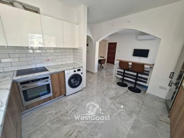 184686-apartment-for-sale-in-universalfull