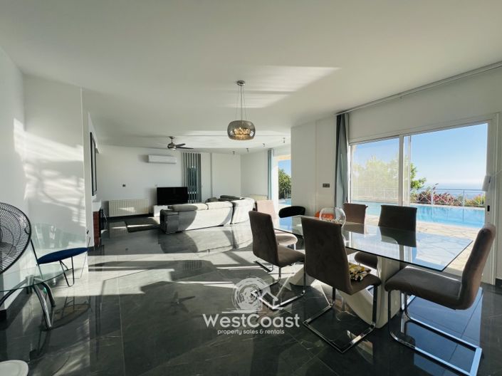 Image No.4-4 Bed Villa for sale