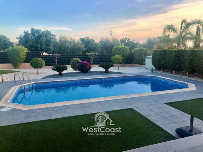 Image No.8-3 Bed Villa for sale