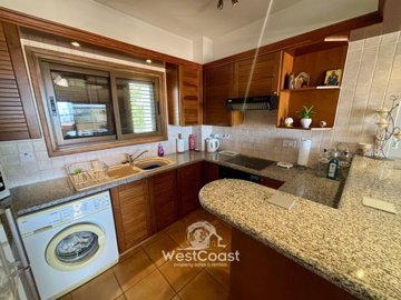 184978-apartment-for-sale-in-chlorakafull