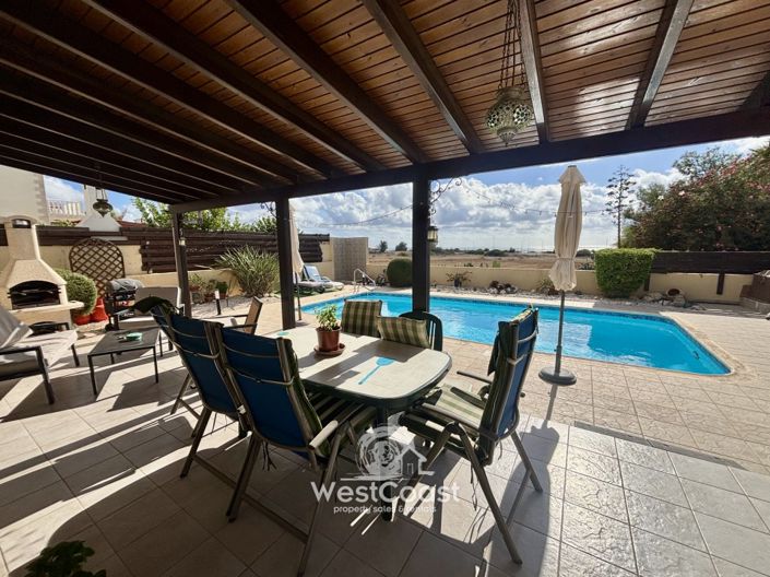 Image No.3-3 Bed Villa for sale