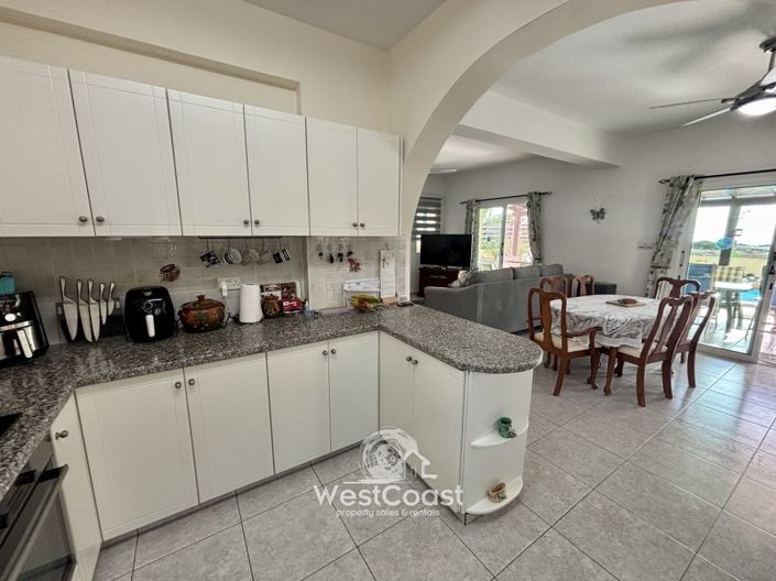 Image No.6-3 Bed Villa for sale