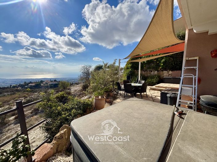 Image No.2-3 Bed Villa for sale