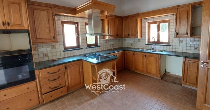 Image No.7-Villa de 5 chambres à vendre à Yeroskipou