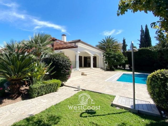 Image No.1-Villa de 4 chambres à vendre à Lachi