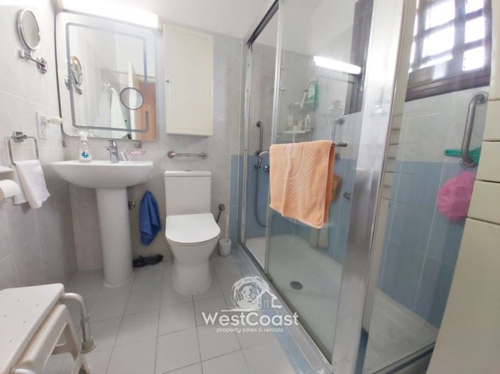 Image No.10-2 Bed Villa for sale