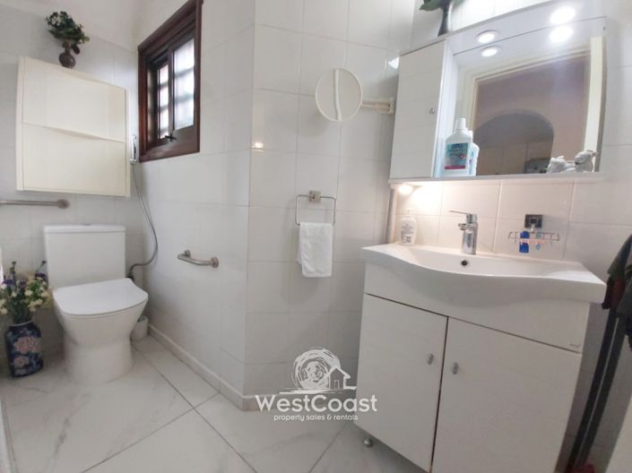 Image No.7-2 Bed Villa for sale