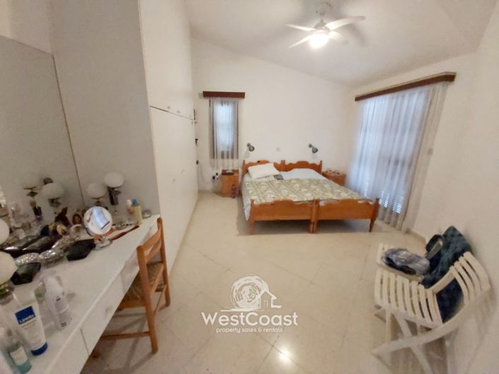 Image No.8-2 Bed Villa for sale