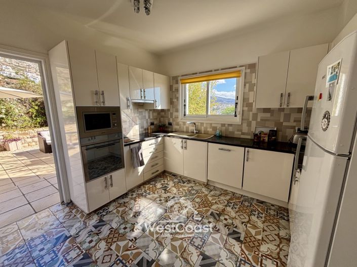 Image No.5-Villa de 3 chambres à vendre à Peyia