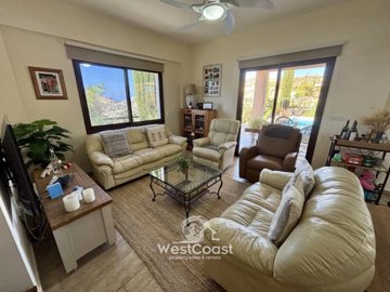 187236-detached-villa-for-sale-in-peristerona