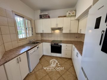 187453-semi-detached-villa-for-sale-in-tombs-