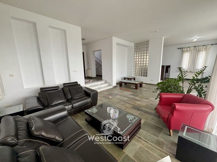 Image No.2-3 Bed Villa for sale