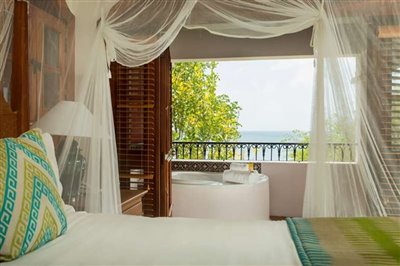 ocean-view-villa-suites-with-jacuzzi