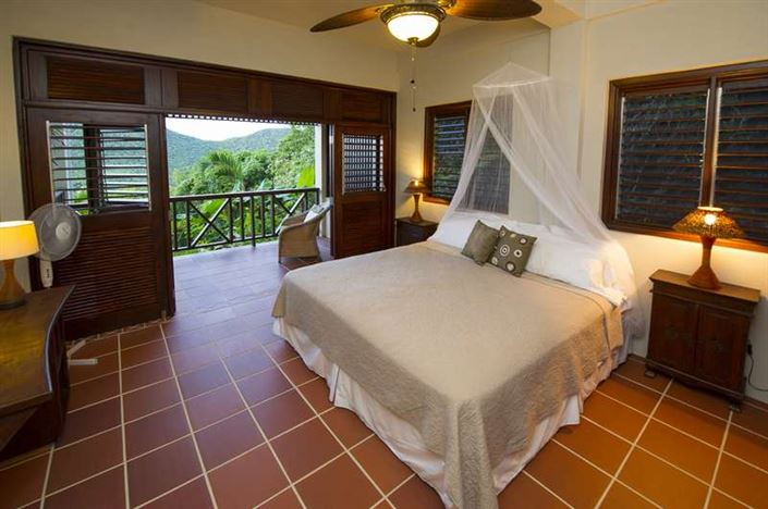 Image No.10-8 Bed Villa for sale