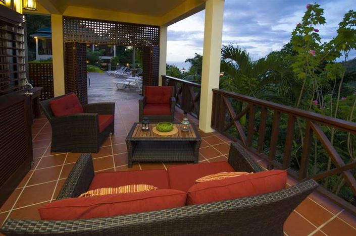 Image No.12-8 Bed Villa for sale