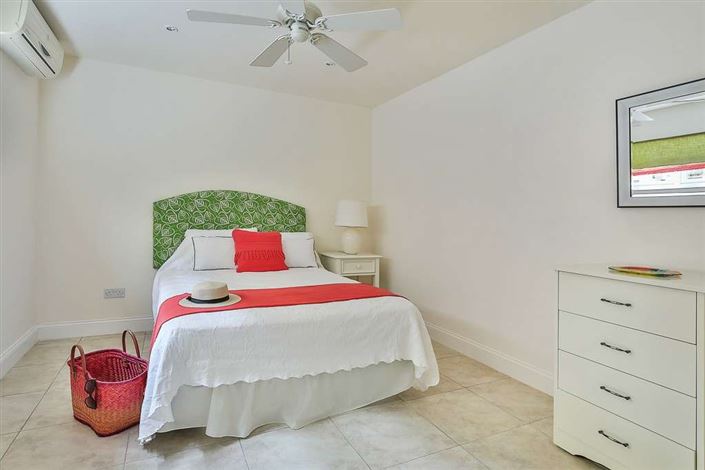 Image No.17-Maison de ville de 4 chambres à vendre à Cap Estate