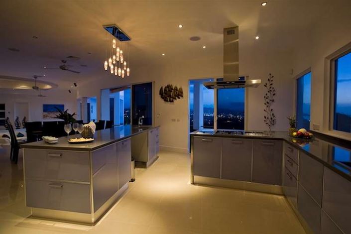 Image No.12-6 Bed Villa for sale