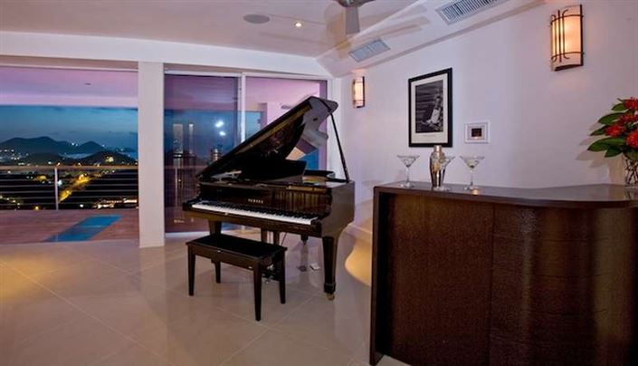 Image No.15-6 Bed Villa for sale