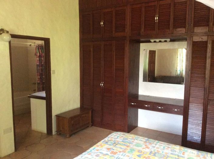 Image No.12-3 Bed Villa for sale