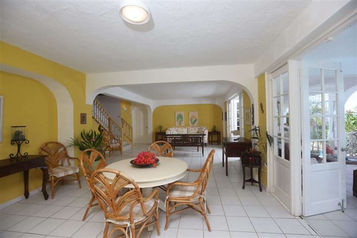 Image No.10-5 Bed Villa for sale