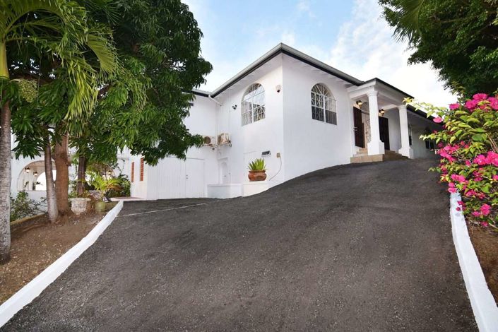 Image No.5-4 Bed Villa for sale