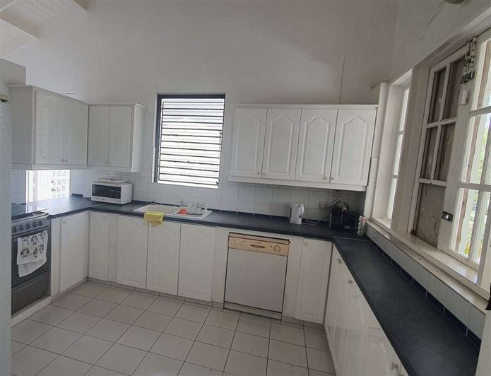 Image No.6-3 Bed Villa for sale