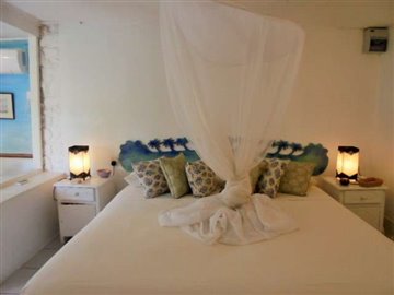 10-blue-bamboo-suite
