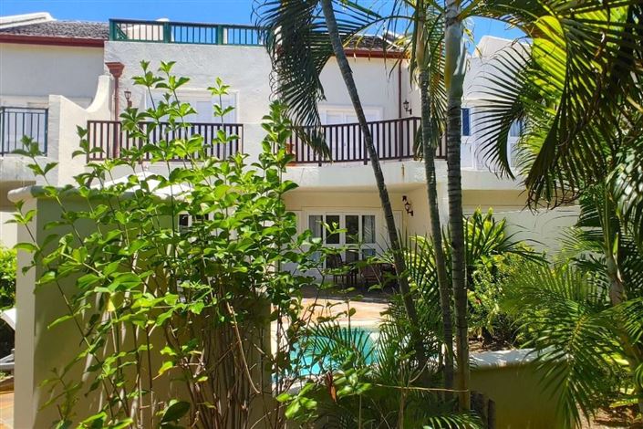 Image No.2-Maison de ville de 4 chambres à vendre à Cap Estate