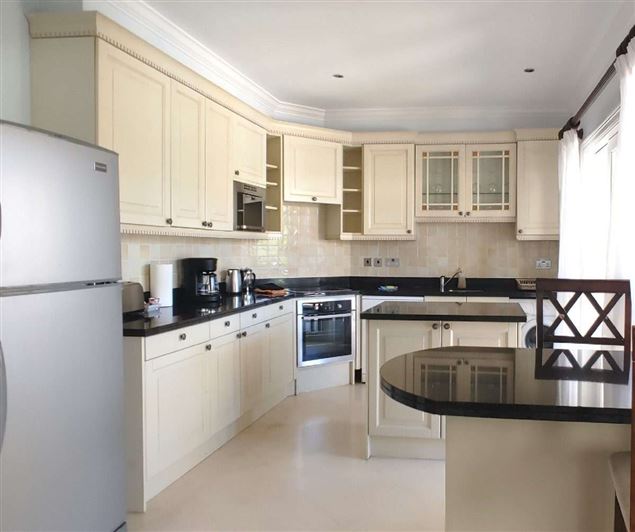 Image No.7-Maison de ville de 4 chambres à vendre à Cap Estate