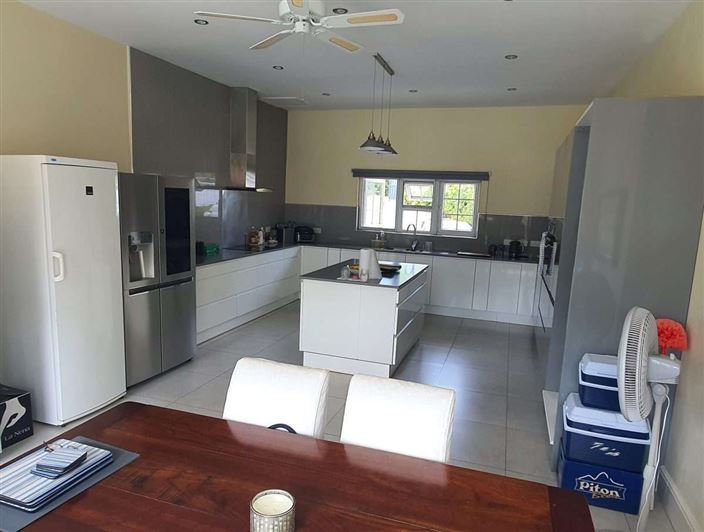 Image No.6-5 Bed Villa for sale