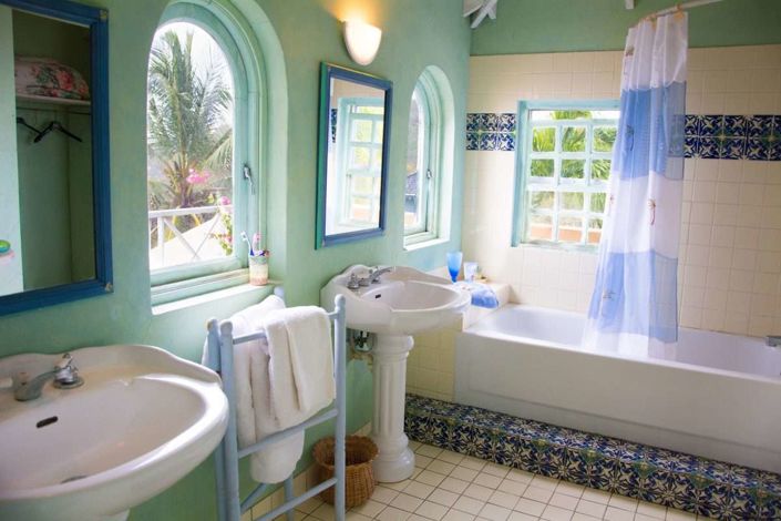 Image No.15-6 Bed Villa for sale