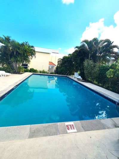 Image No.13-3 Bed Townhouse for sale