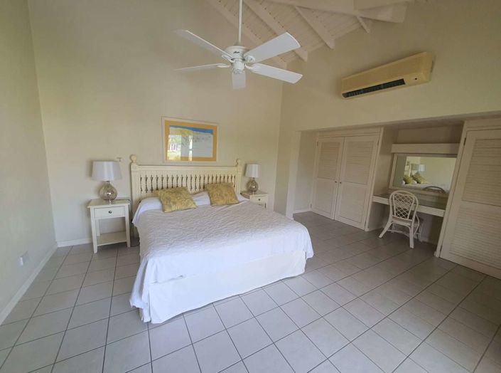 Image No.20-3 Bed Townhouse for sale