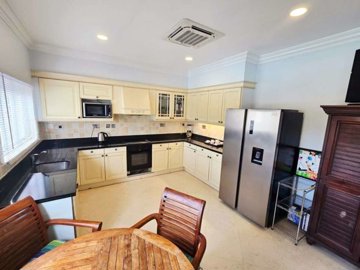 kitchen-2-scaled